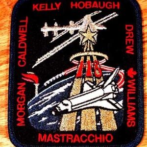 STS-118 EMBROIDERED NASA CREW PATCH, 2007 OFFICIAL FULL COLOUR FABRIC, GENUINE,